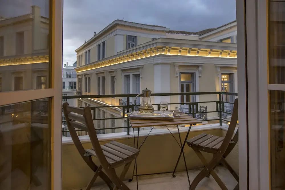 Downtown, classic apartment in Syntagma by GHH - photo 13