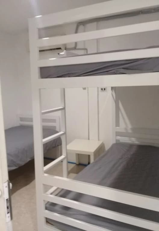 Yellow Hostel - photo 5