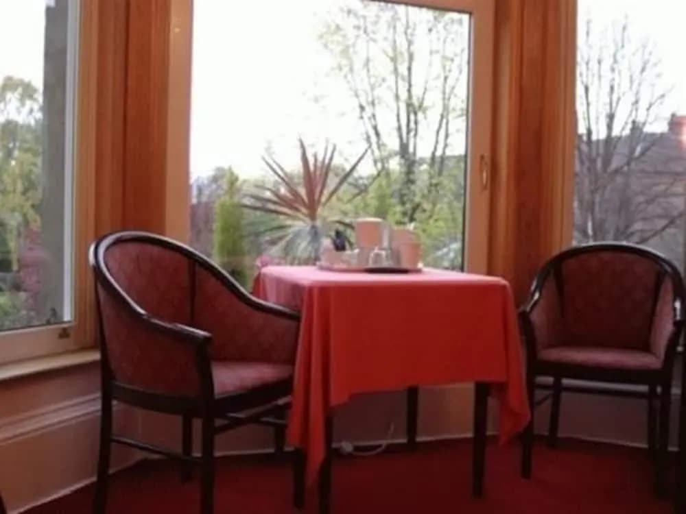 Granville Guest House - photo 6
