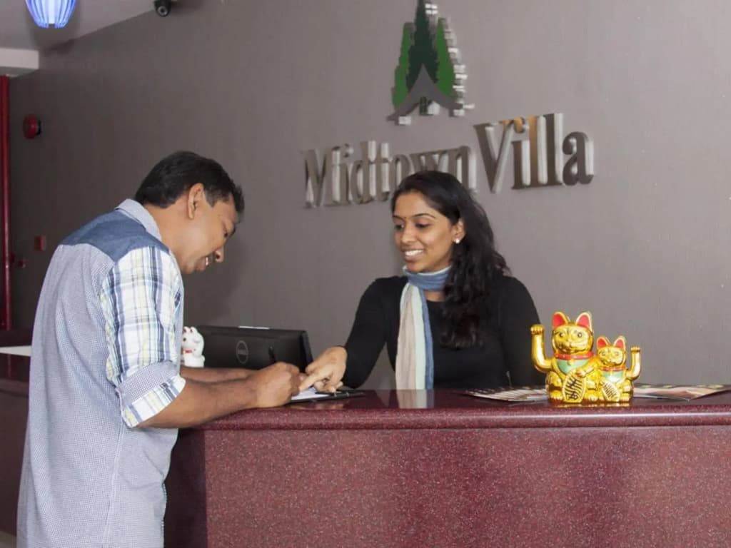 Midtown Villa Hotel - photo 12