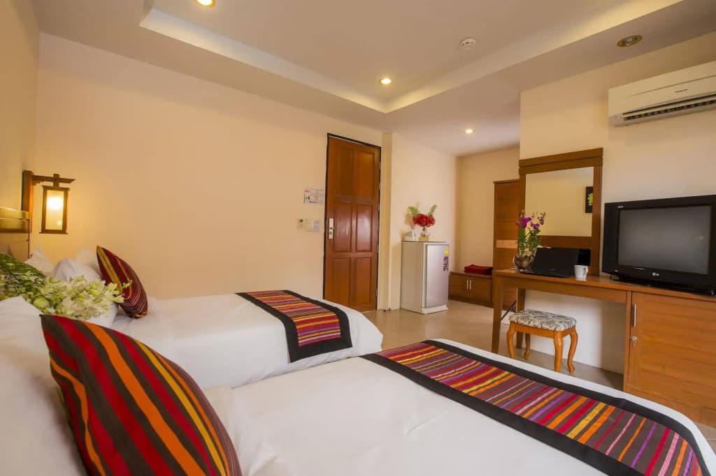 Kata Silver Sand Hotel by Eazy - photo 7