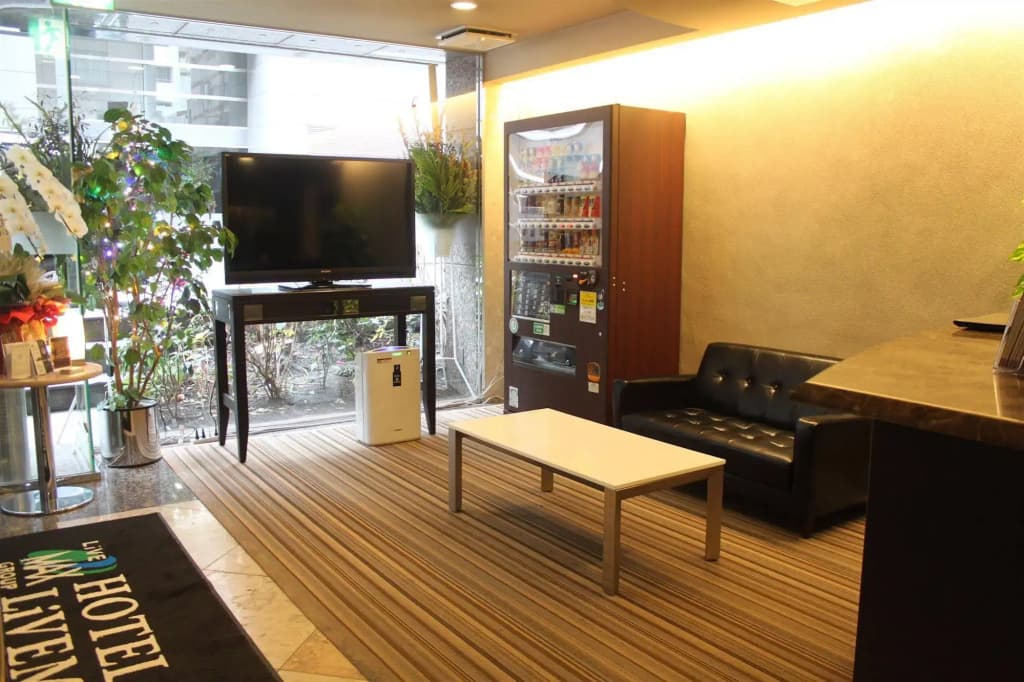 Hotel Livemax BUDGET Shimbashi - photo 9