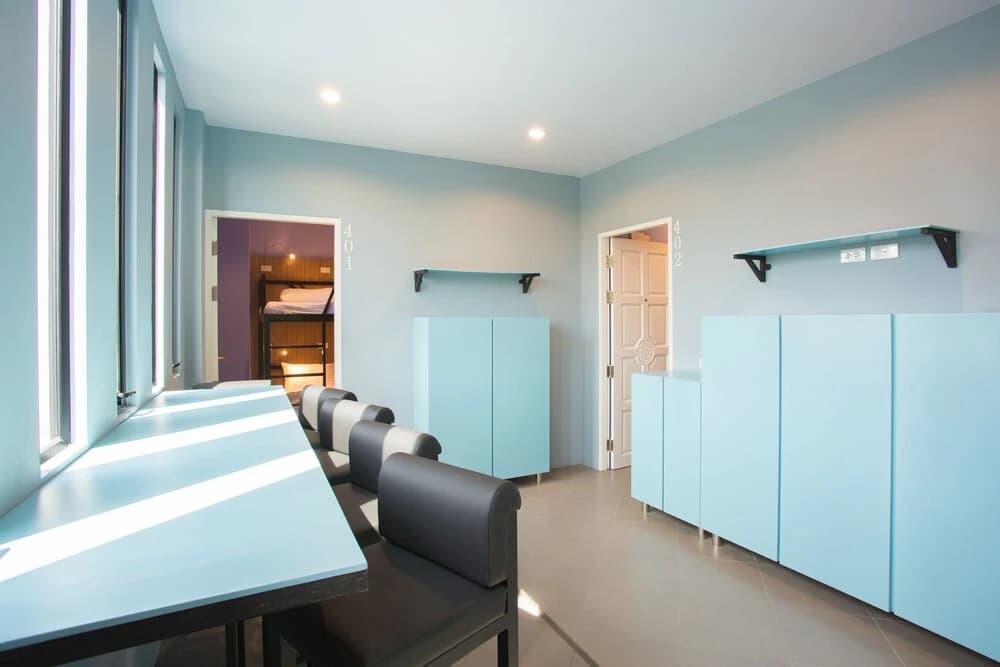 iNest Poshtel - Hostel - photo 16