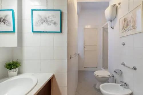 Iflat Spanish Steps Blue Apartment - photo 8