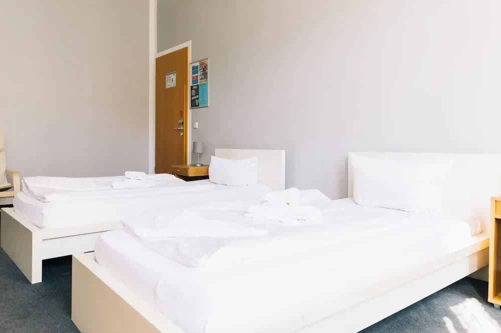 St Christopher's Apartments - photo 3