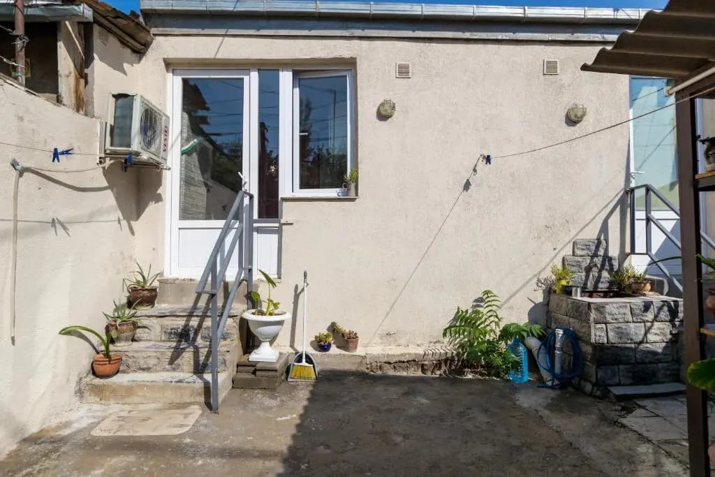 M House - photo 2