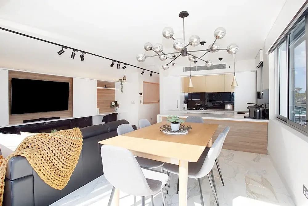 Perfect Located 2-bed With Spacious Balcony & BBQ - photo 7