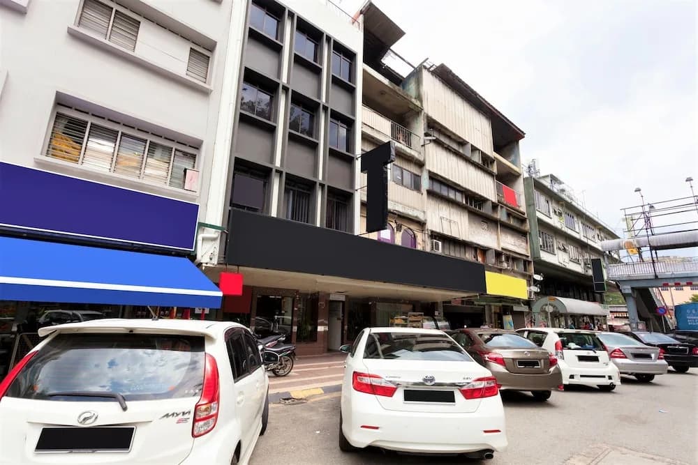 ZEN Rooms Basic Near KTM Sentul - photo 13