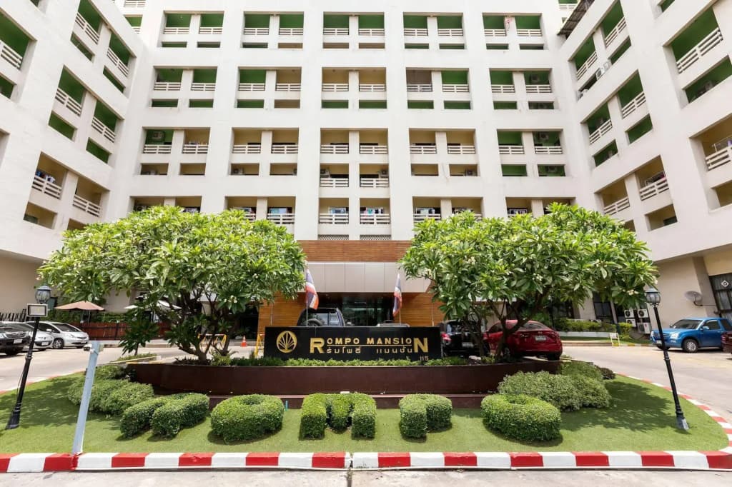 At115 by Rompo Mansion - photo 1