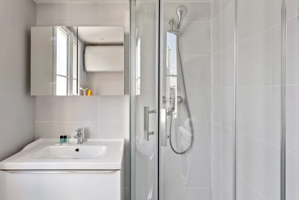 Modern Apartment Near Opera Garnier - photo 7