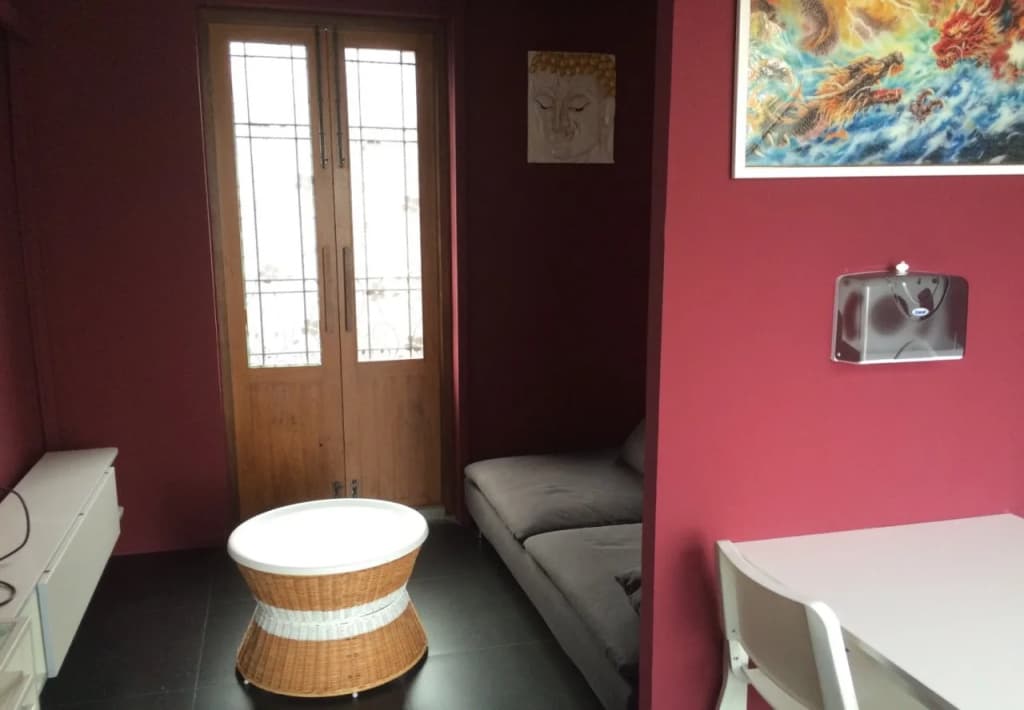 Ten Ten Hostel - photo 2