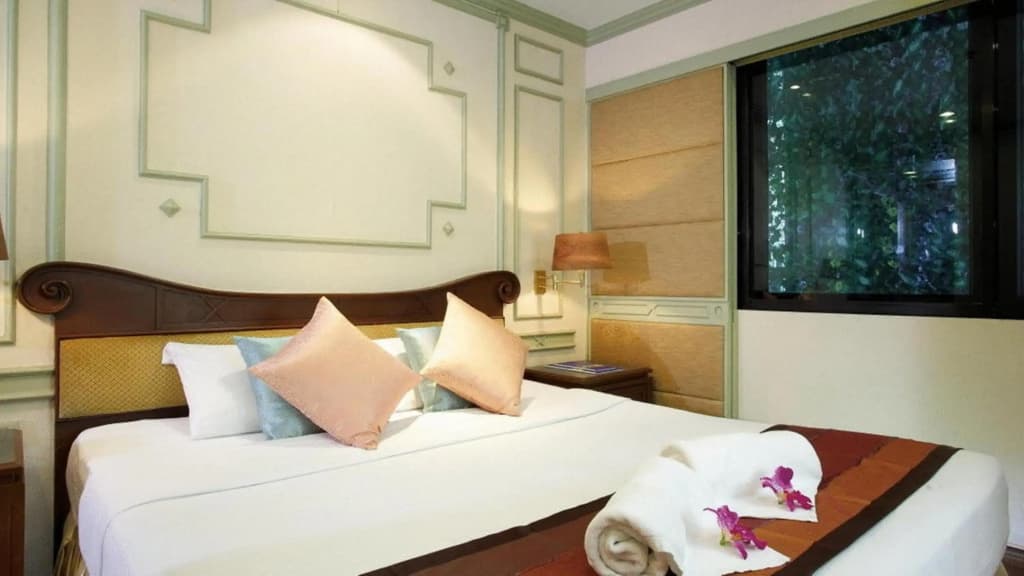 Majestic Suites - photo 24