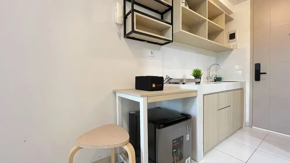 Basic And Compact Studio At Tokyo Riverside Pik 2 Apartment - photo 15