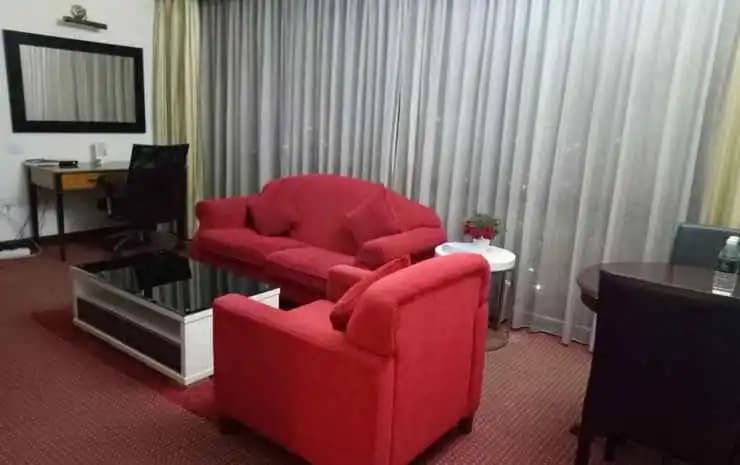 KL Bintang Suites @ Times Square - photo 2