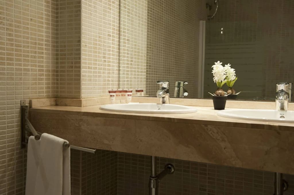 MH Apartments Gracia - photo 9