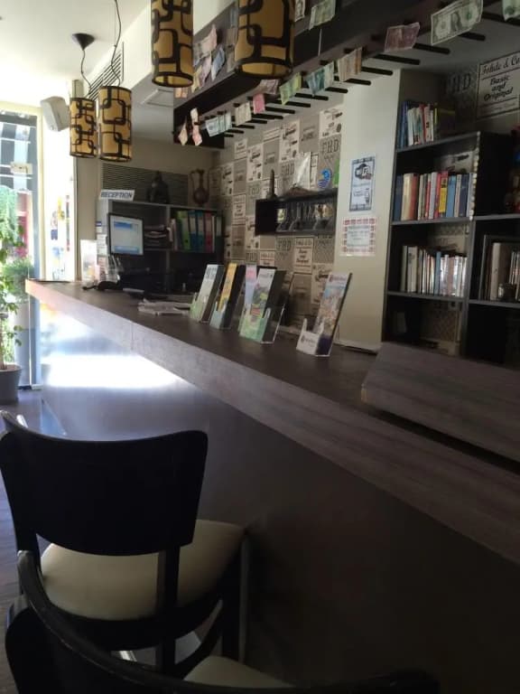 Pella Inn Hostel - photo 14