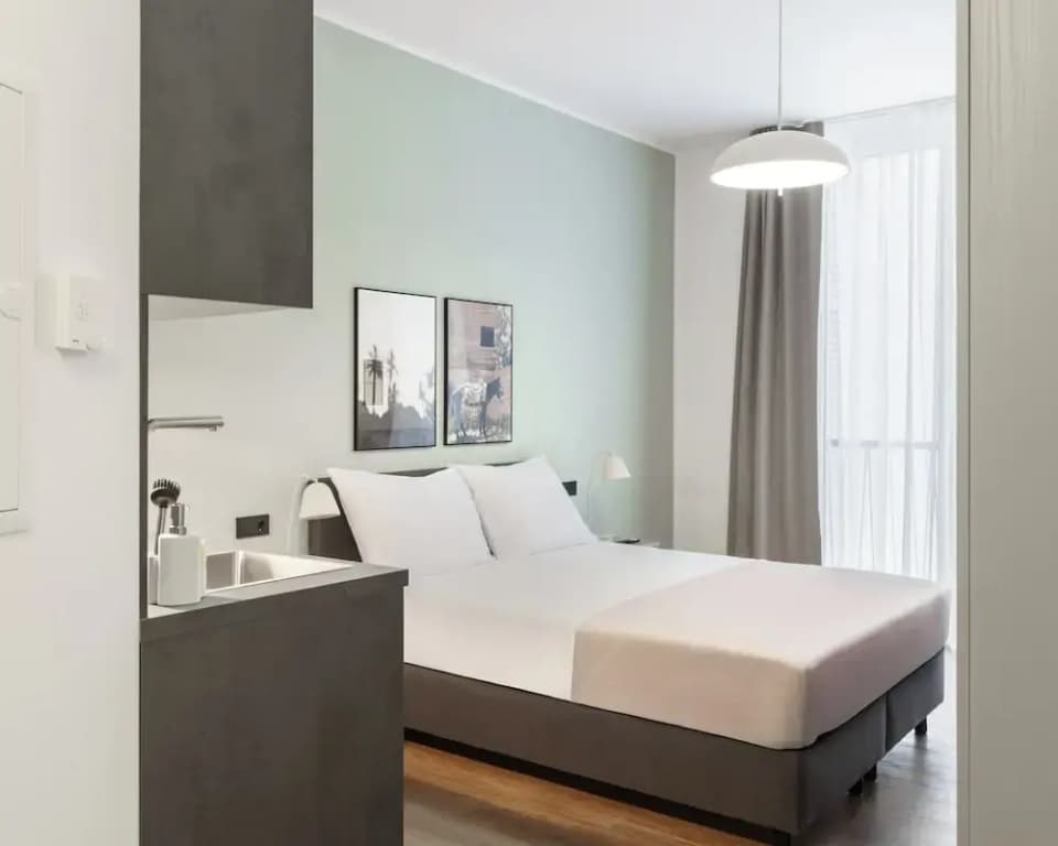 Limehome Berlin Sybelstraße - photo 13