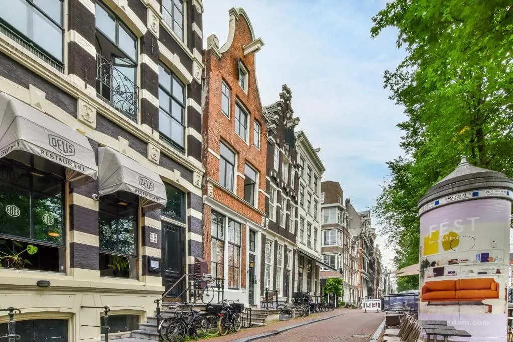 Herengracht Bed & Breakfast with canal view - main photo