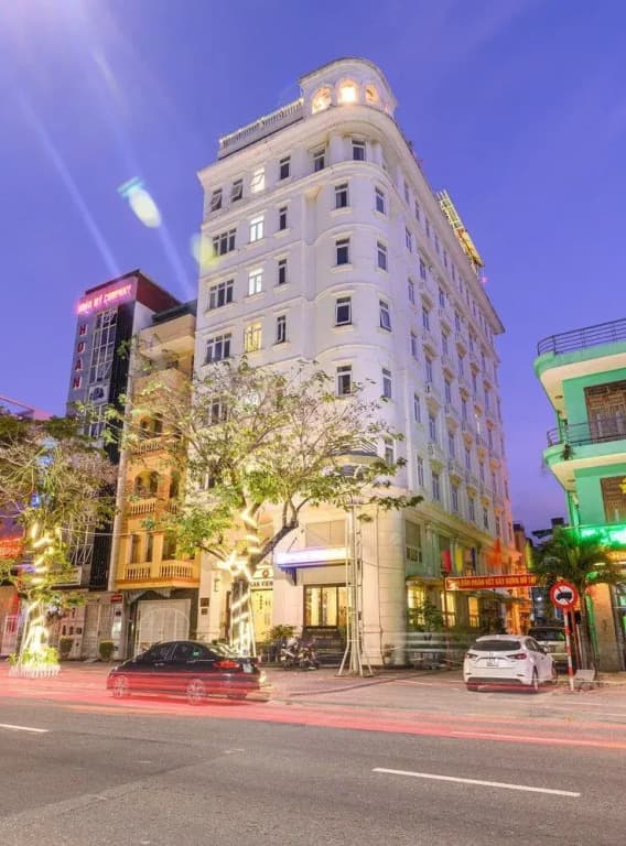 Lychee Hotel - main photo