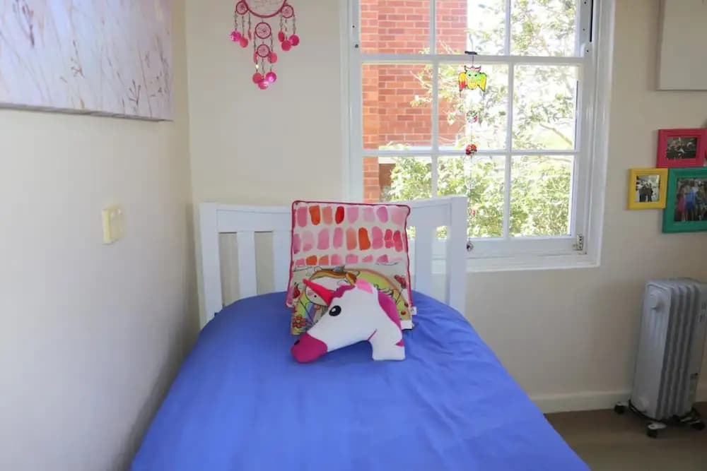 Spacious 4 Bedroom Seaside Gem - photo 5