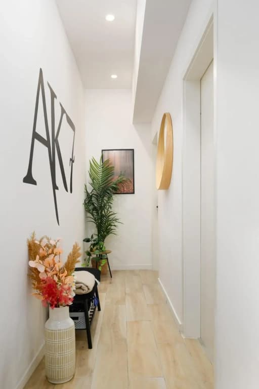 AK7 Boutique Suites - photo 12