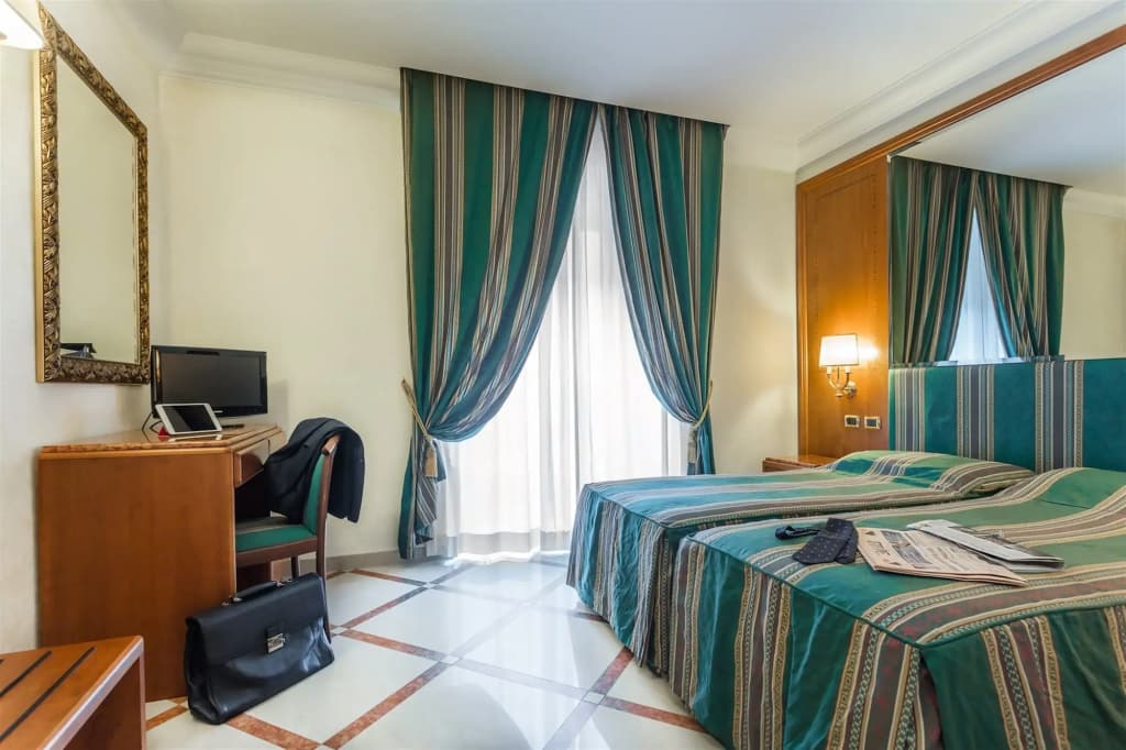 Raeli Hotel Regio - photo 6