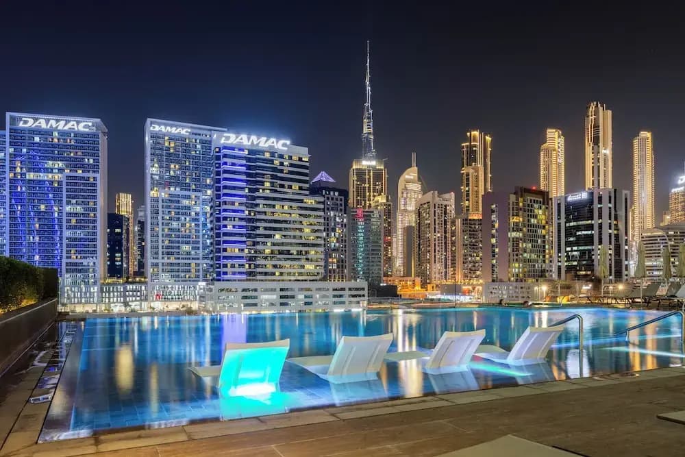 Waves - Elegant Studio Retreat in Dubai’s Business Bay - photo 33