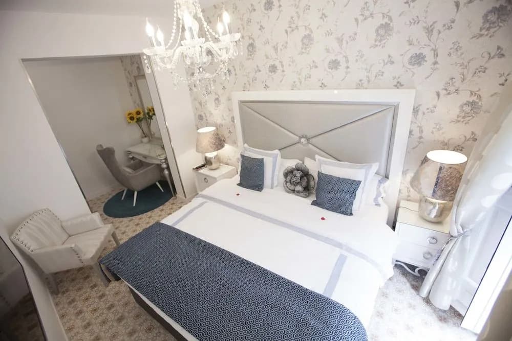 Hostal Boutique Palace - Adults Only - photo 4
