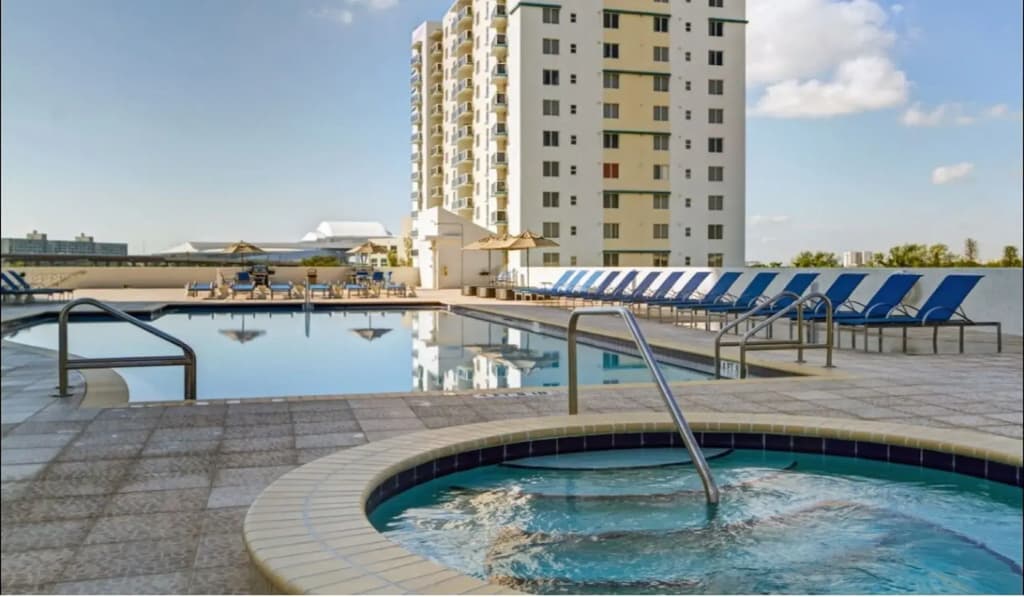 Miami Riverfront Private Residences - photo 6