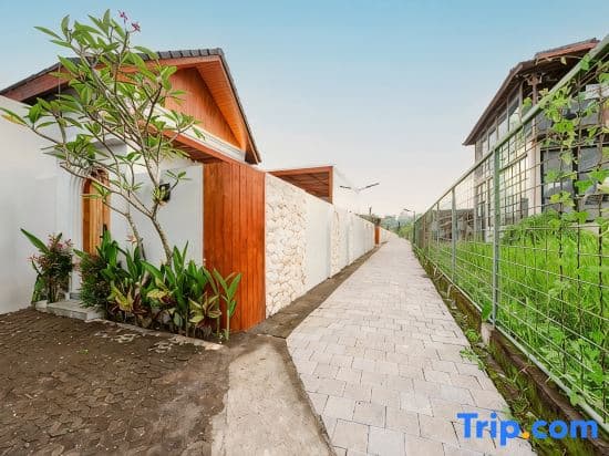 Stylish 2BR Villa near Central Ubud - photo 1