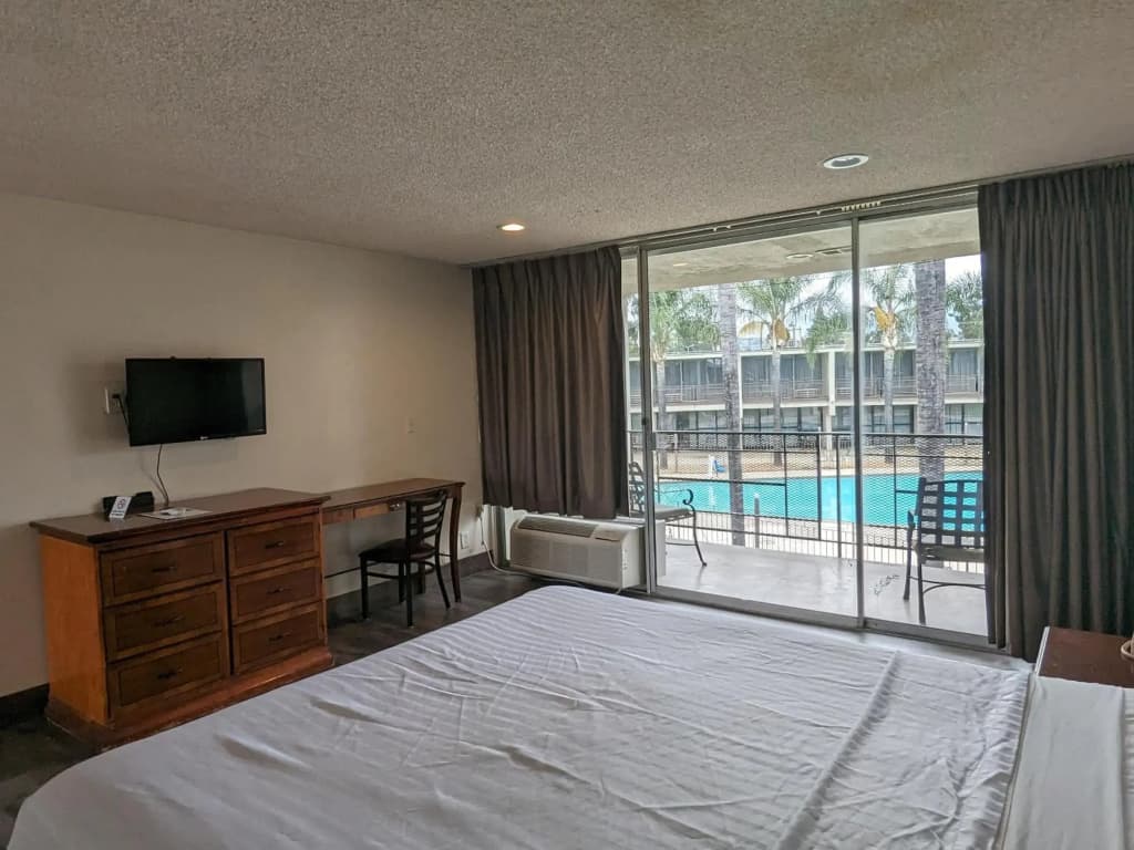 Valley Inn - photo 28