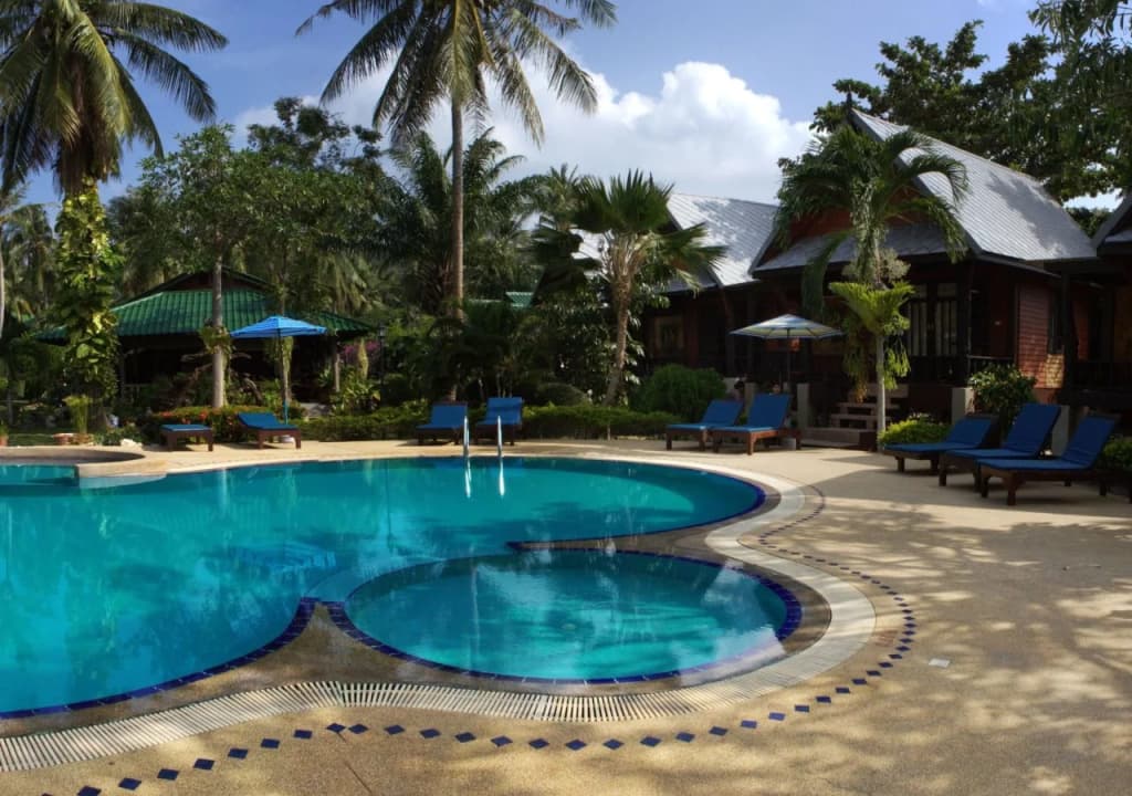 Dewshore Resort - photo 2