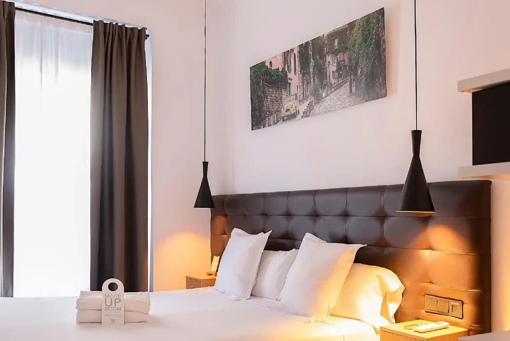 Woohoo Rooms Chueca - photo 21