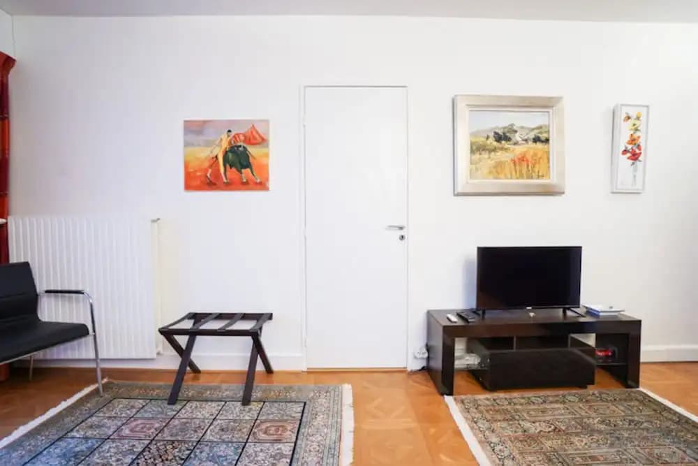 Charming Apartment Near Montparnasse - photo 3