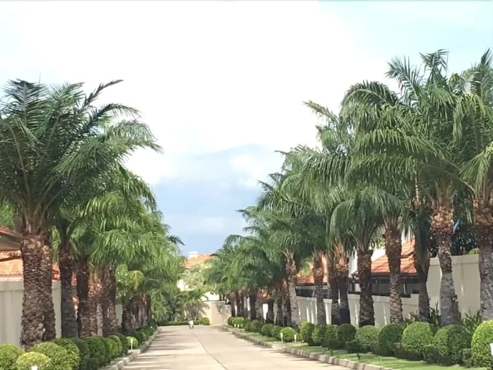 Majestic Residence Pool Villa Pattaya - photo 21
