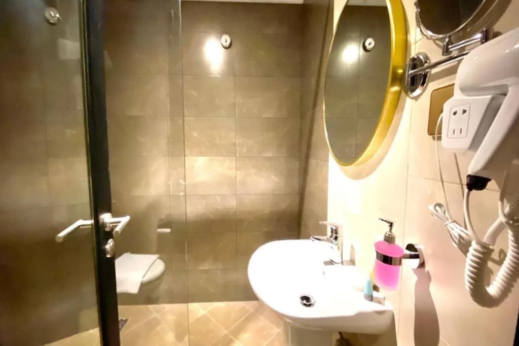 Concorde Inn Hotel - photo 10