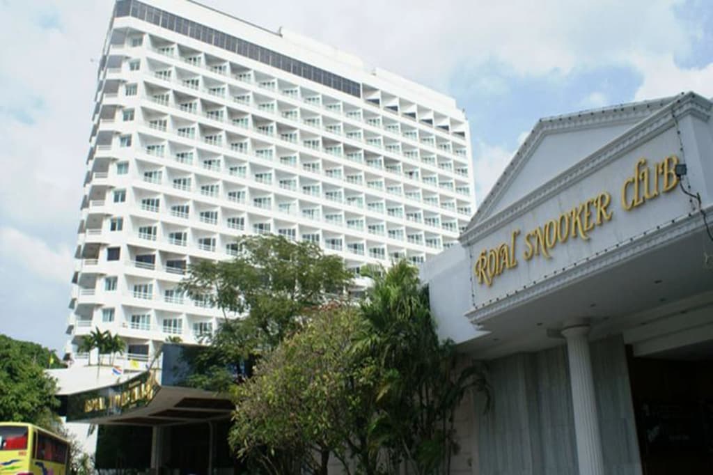 Royal Twins Palace Hotel - main photo