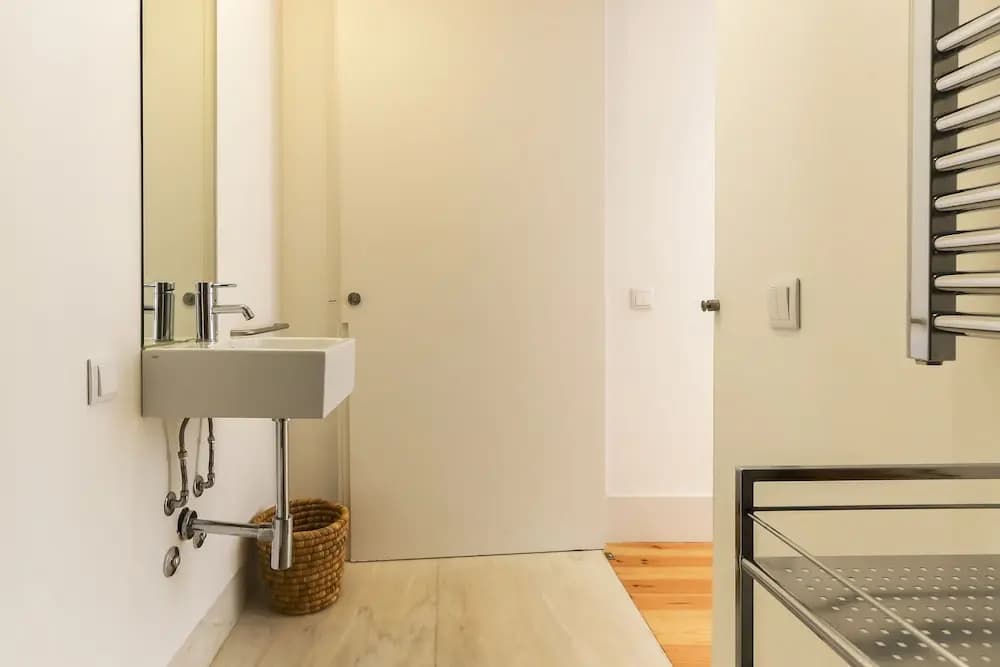 Combro Suites by Homing - photo 14