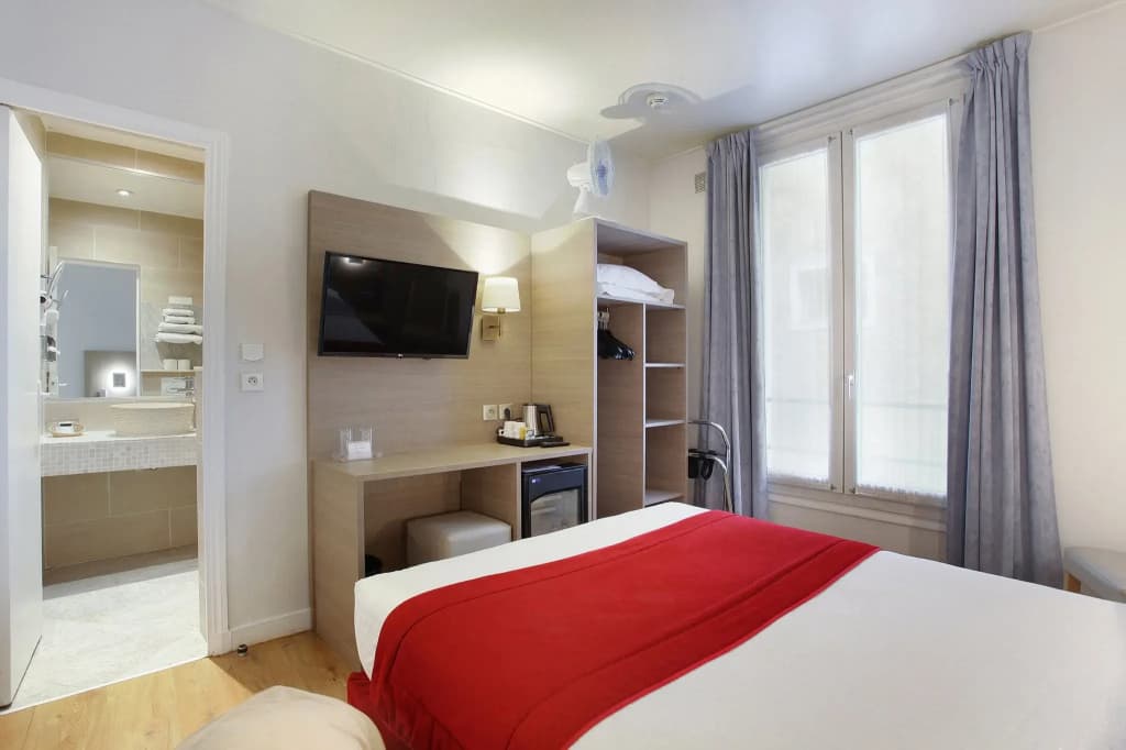 Lux Hotel Picpus - photo 3