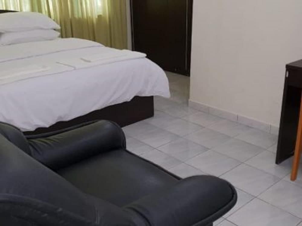 Fuvahmulah Inn - photo 3