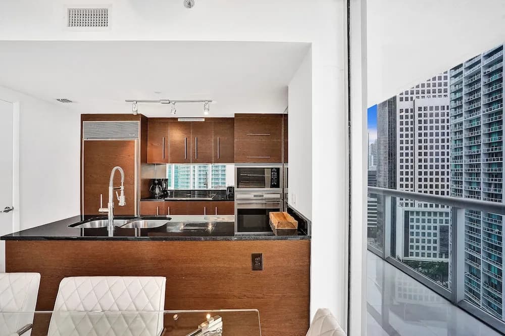 LUXURY W HOTEL BRICKELL 2BD, Miami - photo 17