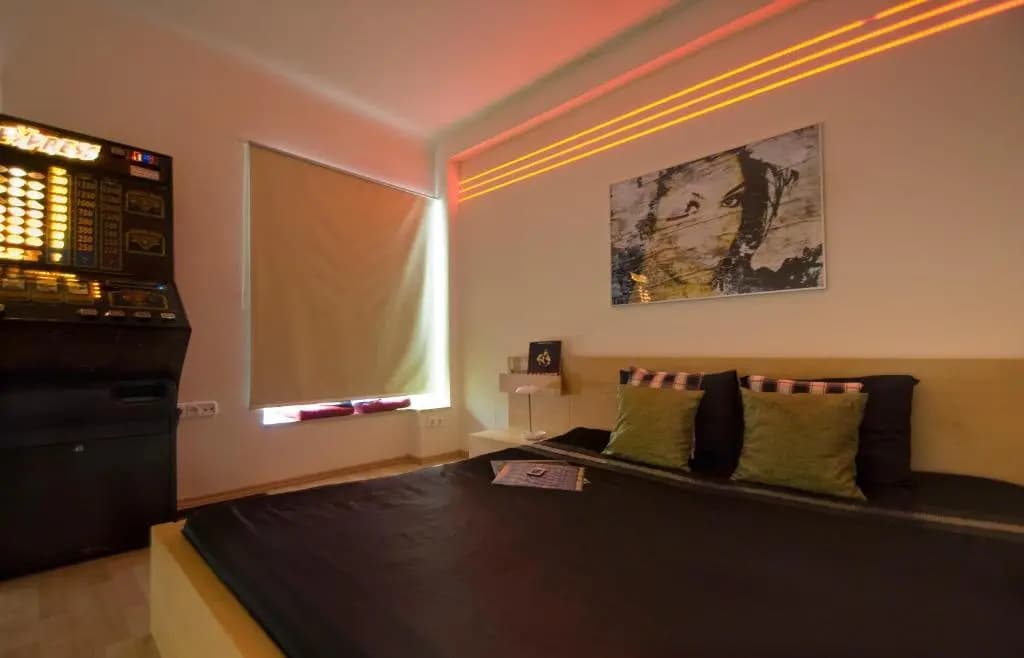 Central Budapest Apartment - photo 2