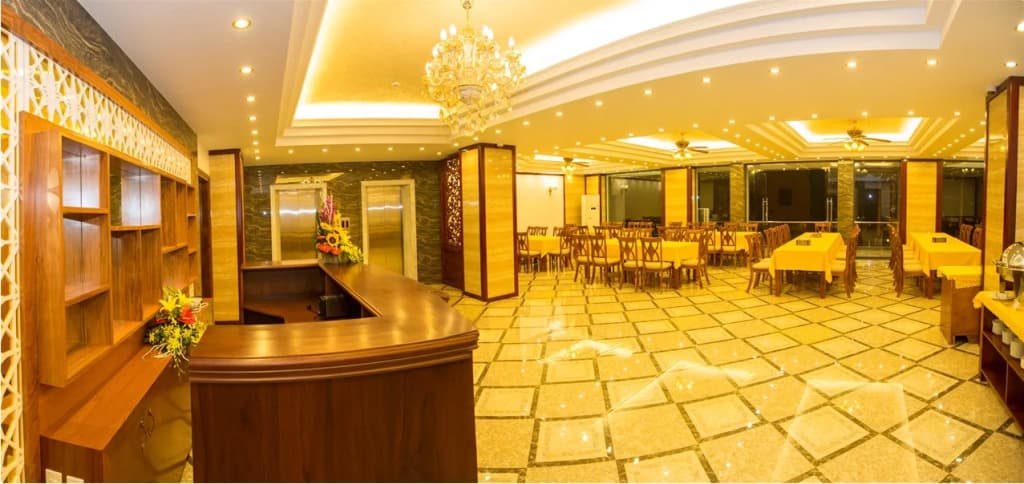 79 Luxury Halong - main photo