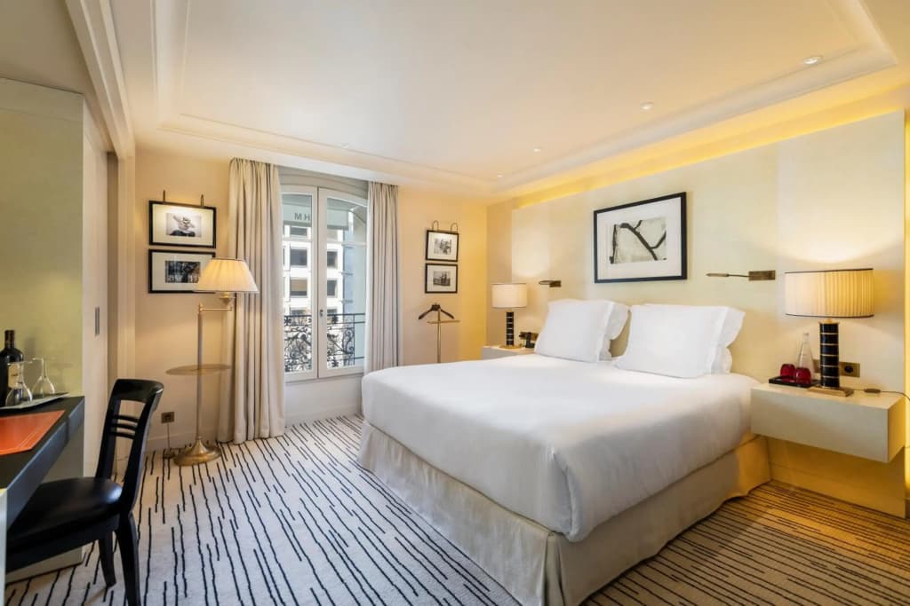 Hôtel Montaigne - photo 18