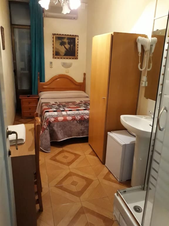 Hostal Fuentesol - photo 7