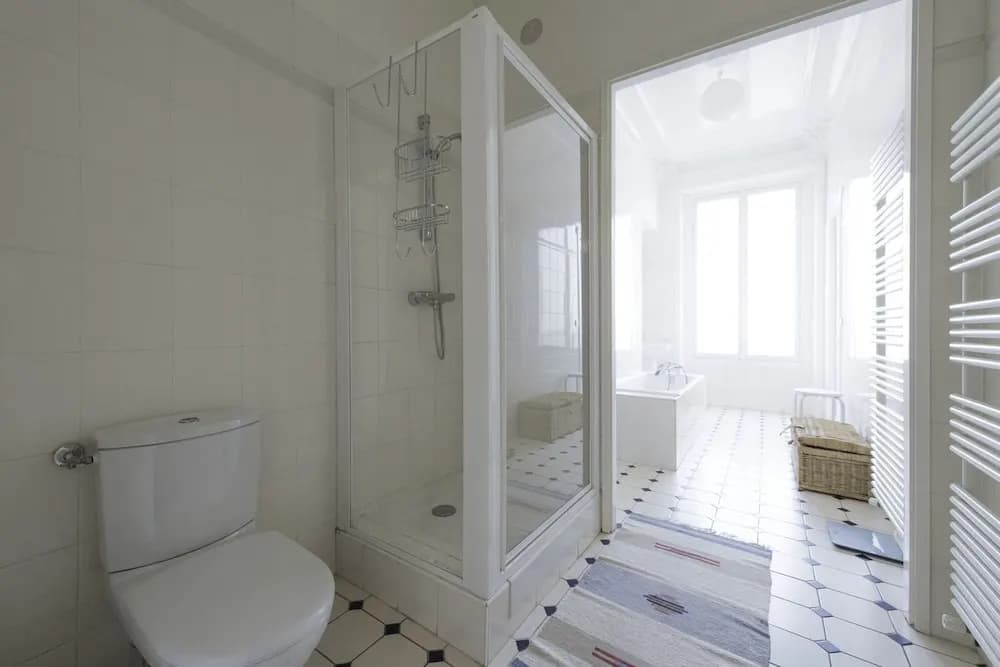 Veeve Champs Élysées Hideaway - photo 9
