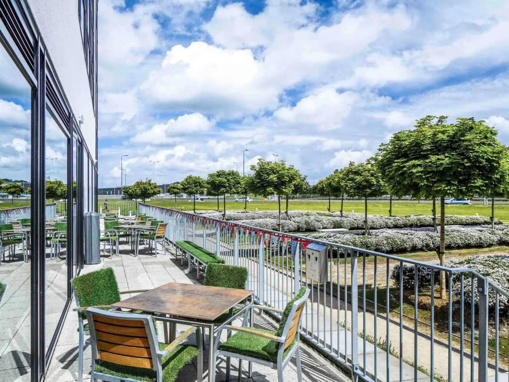 ibis budget Edinburgh Park - photo 16