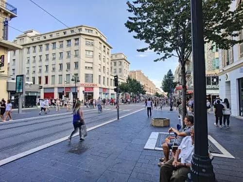 Nestor&Jeeves - SEA AND SUN - Central - By sea - Pedestrian zone - photo 13