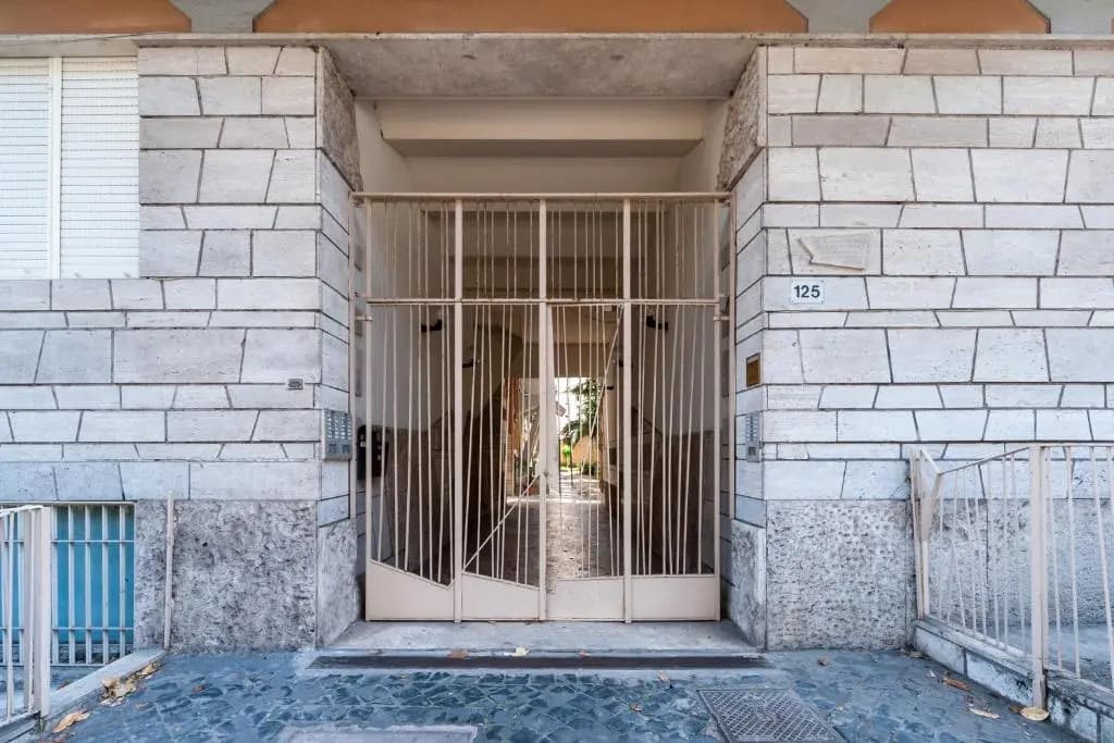 Vatican Stemar Apartment - photo 1