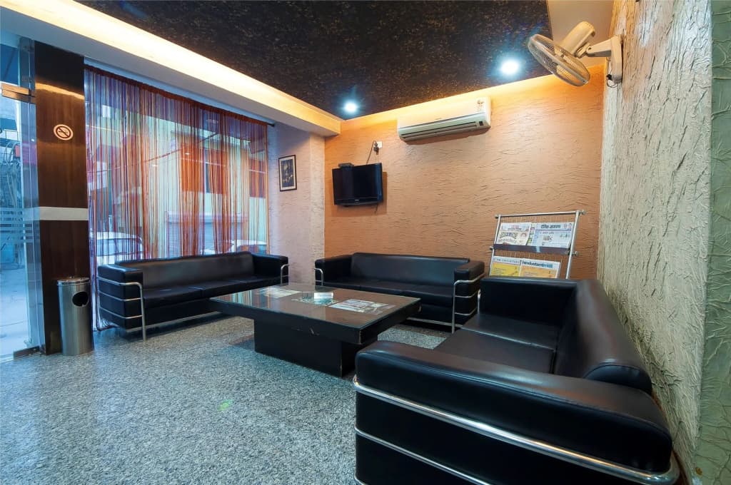 ADB Rooms Hotel Noratan Palace - photo 2